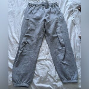 Aritzia Tna Sweatpants